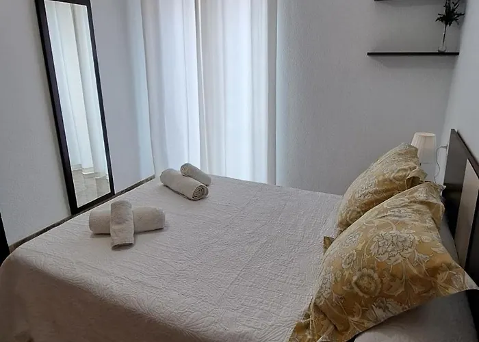 Maria Cristina Con Parking Privado Gratis 아파트 *